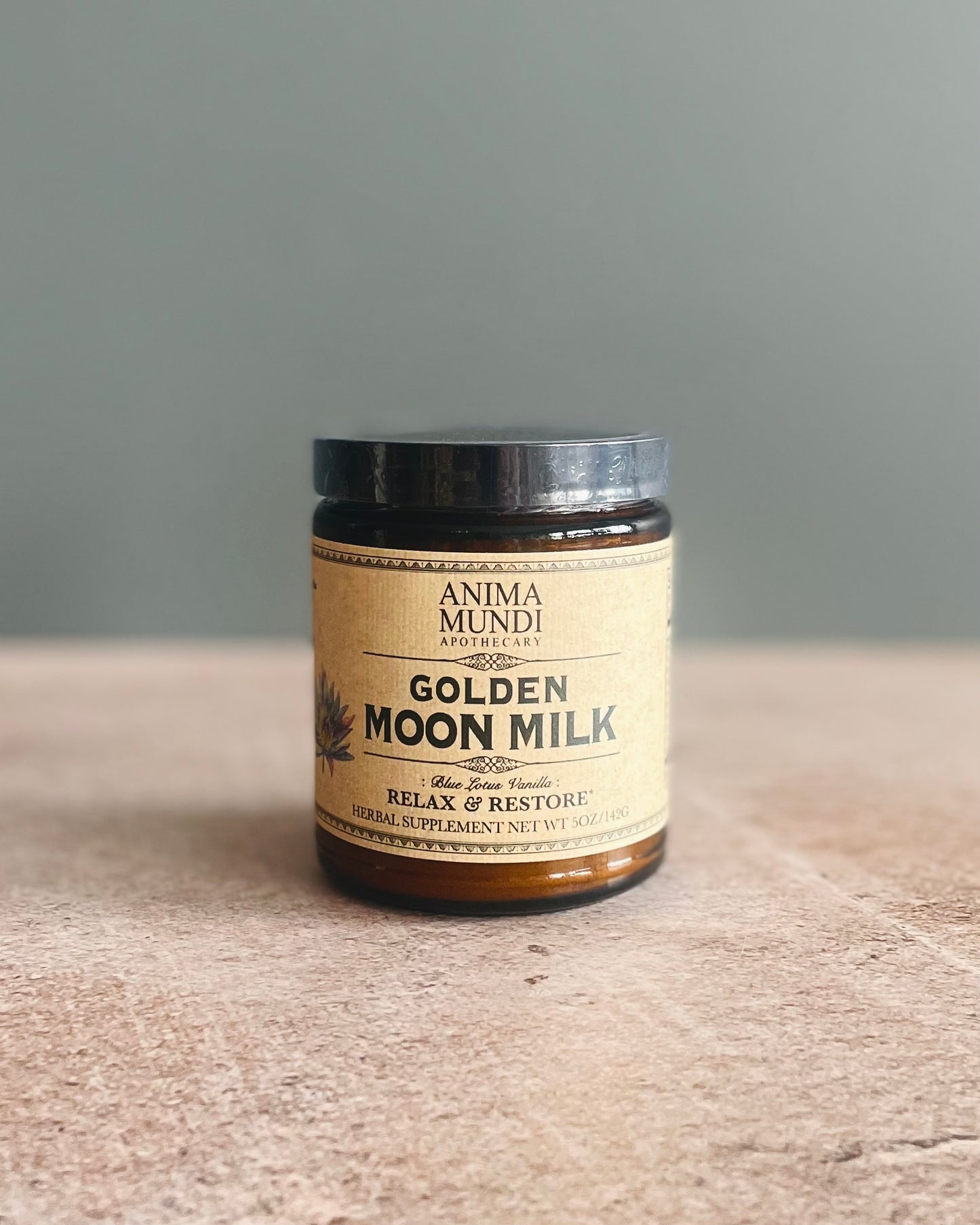 GOLDEN MOON MILK frá Anima Mundi